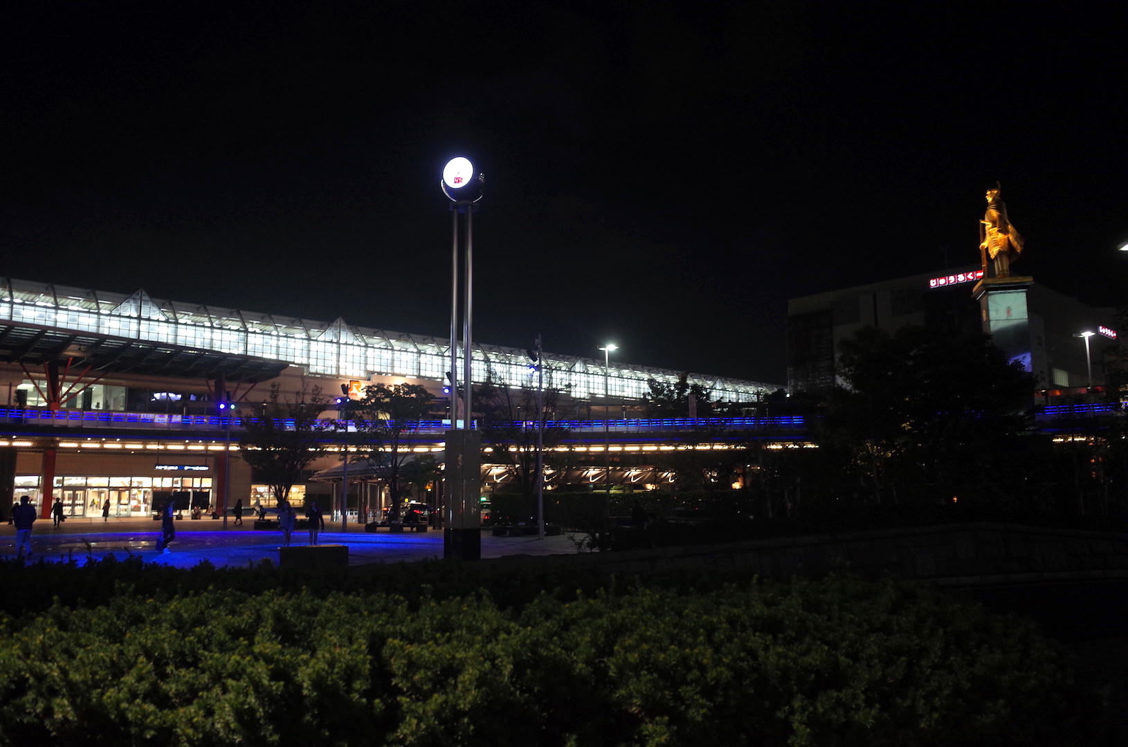 岐阜駅前の夜景